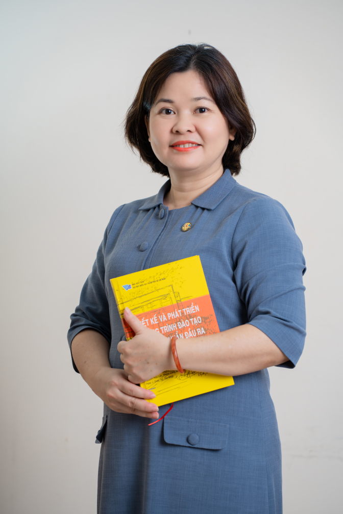 PGS.TS Lê Ngọc Quỳnh Lam được bổ nhiệm kiêm nhiệm Giám đốc Trung tâm Khảo thí và Đánh giá chất lượng đào tạo ĐHQG-HCM